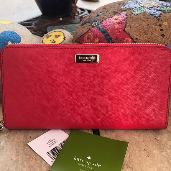 Kate Spade Wallet♠️♥️♠️♥️ - Picture 1 of 8